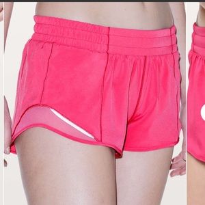 Lululemon Hotty hot shorts | sonic pink